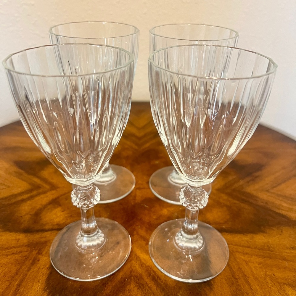 4 Elegant Cellini Crystal Wine Glasses Excellent Condition